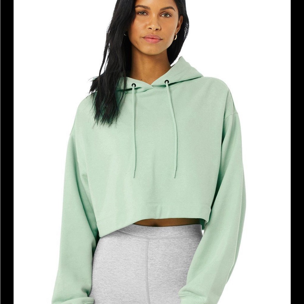 ALO yoga Bae Hoodie in Honeydew